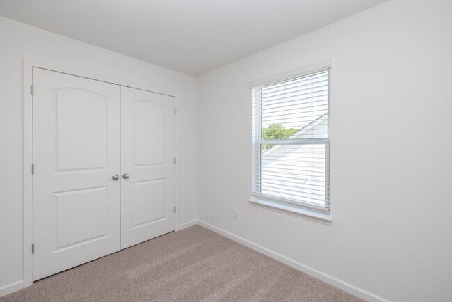 Building Photo - 4BD/2.5 House in the Stonebridge Fairways Community - AVAILABLE MAY 2026