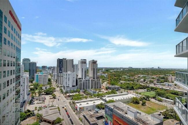 Building Photo - 185 SW 7th St