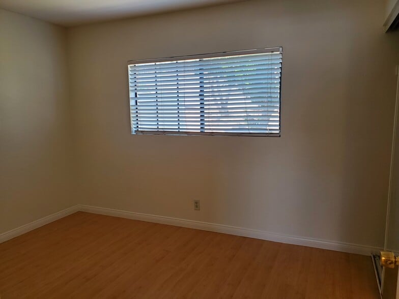Building Photo - 440 Citracado Pky