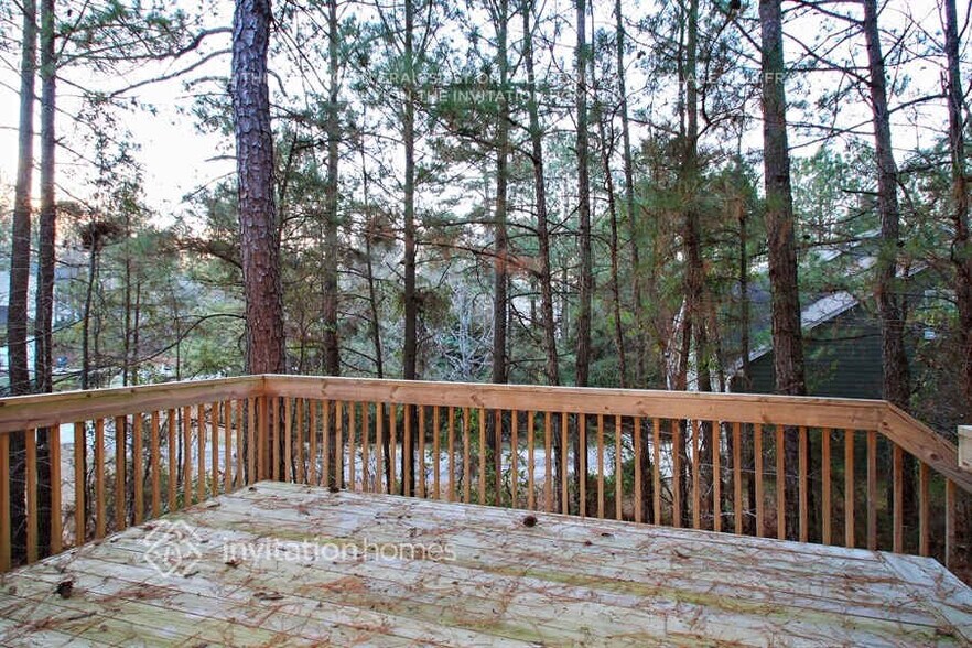 Building Photo - 100 Ledford Ct