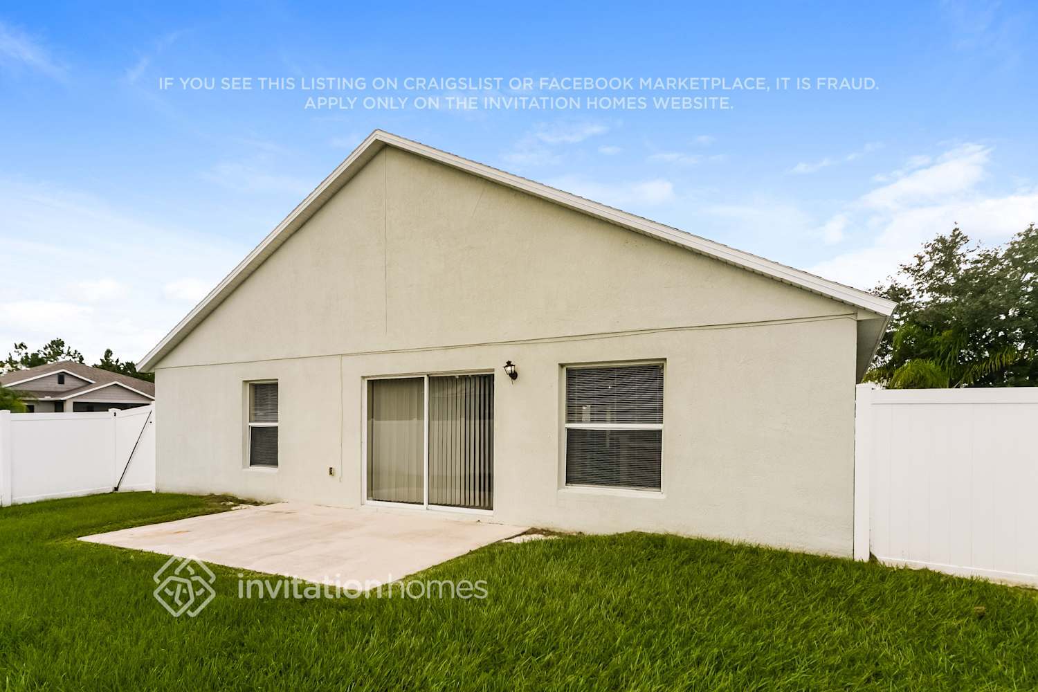 Building Photo - 727 Versailles Ln