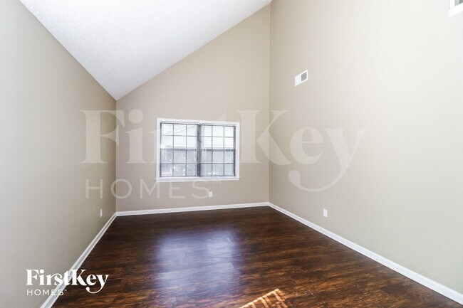 Building Photo - 114 Ericson Rd