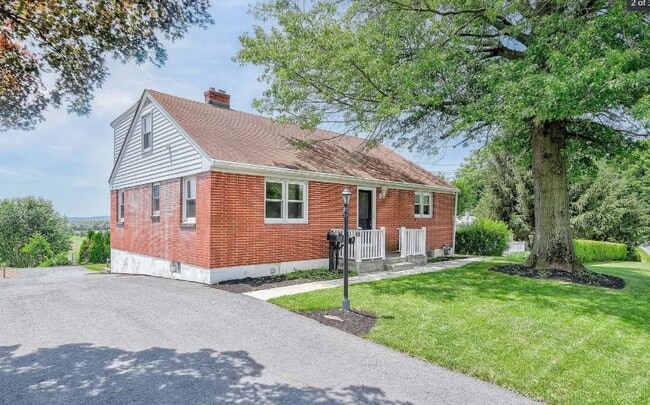 Building Photo - 114 W Ridge Rd