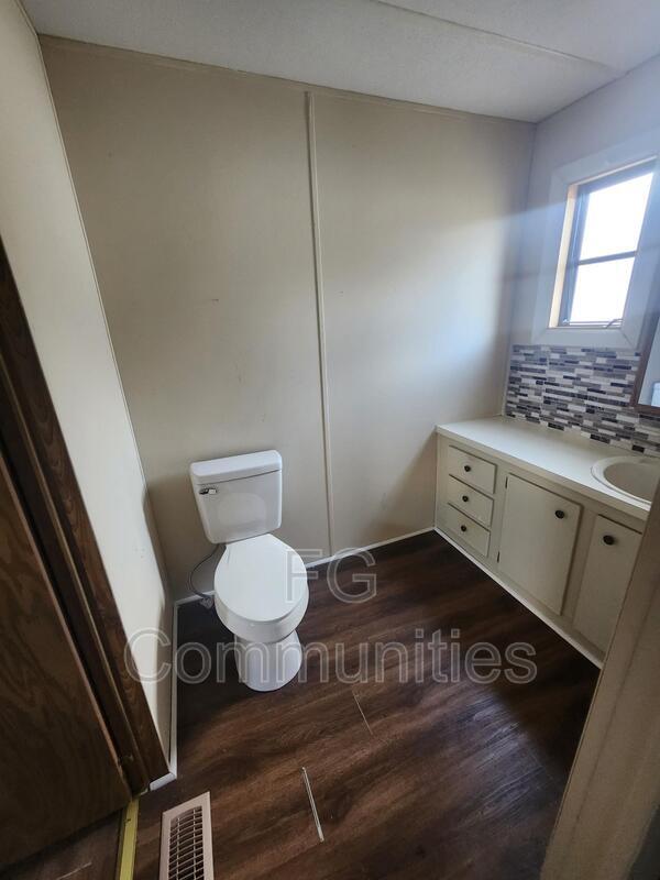 Building Photo - 2003 Keith Ln