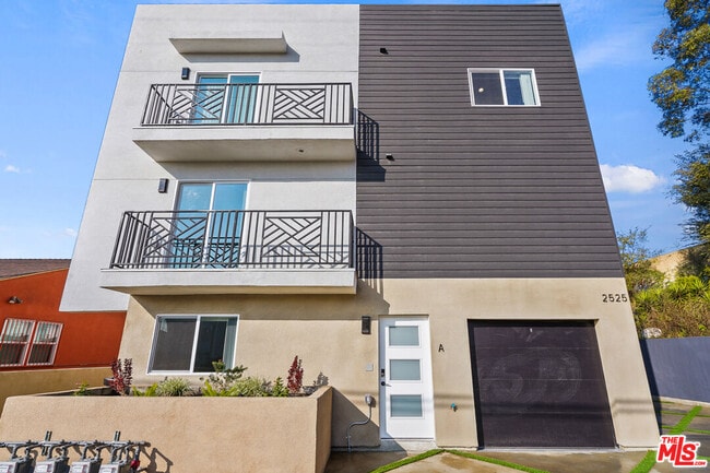 Building Photo - 2525 Hauser Blvd