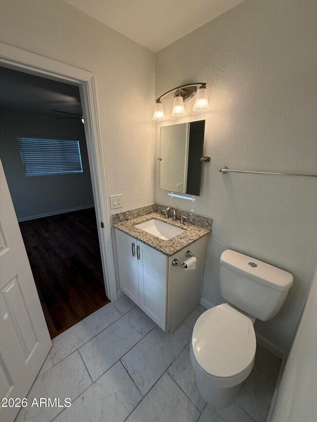 Building Photo - 2405 W Citrus Way