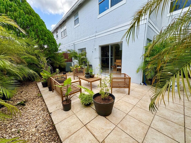 Building Photo - 4832 Grapevine Wy