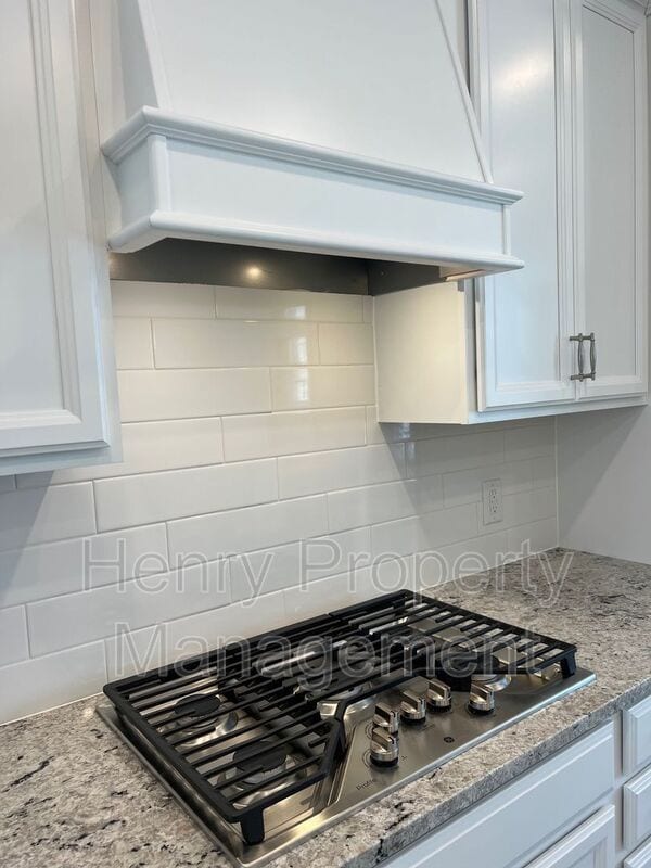 Building Photo - 1002 Brookville Ln