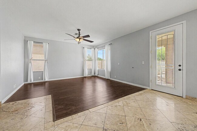 Building Photo - 6029 W Morrow Dr