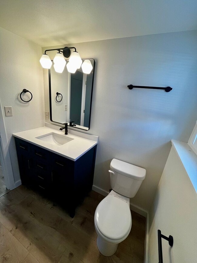 Building Photo - Fully Renovated 4-Bedroom Home, Plus an Office in Prime Bozeman Location