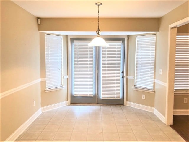 Building Photo - 1325 Sunray Dr