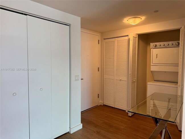 Building Photo - 4250 Biscayne Blvd