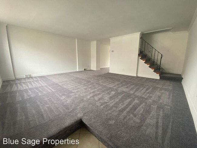 Building Photo - 3 br, 2 bath House - 1638 Powell Rd