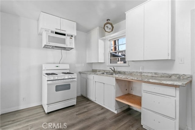 Building Photo - 731 Michigan Ave