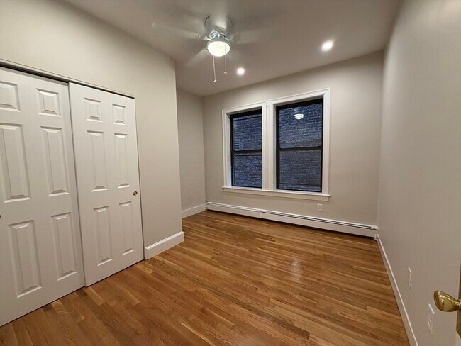 Building Photo - 11 Worcester St