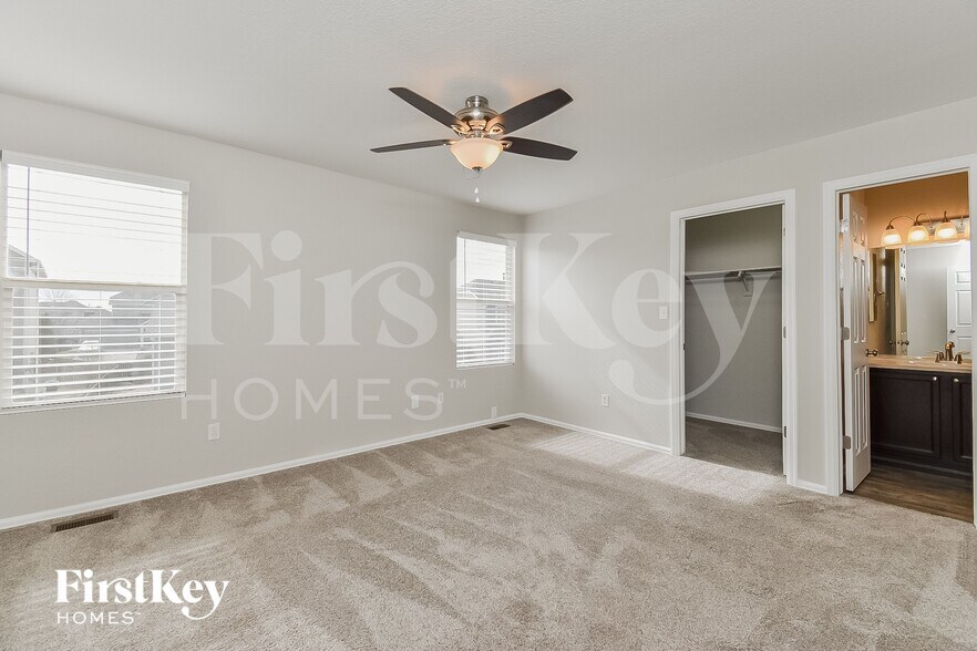 Building Photo - 6291 Scottsbluff Dr