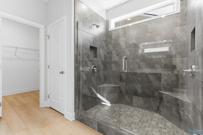 Building Photo - 108 Evergreen Ml Ln