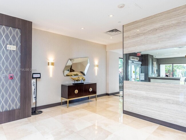 Building Photo - 20505 E Country Club Dr