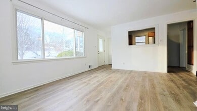 Building Photo - 12217 Valleywood Dr