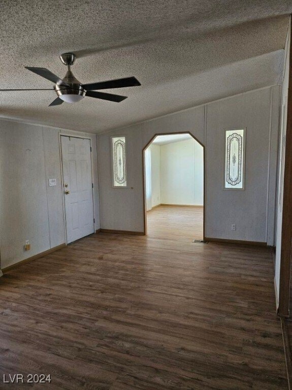 Building Photo - 4561 Savoy