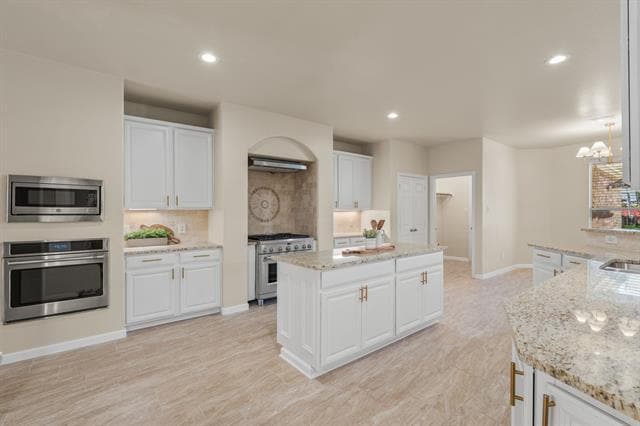 Building Photo - 1604 Teakwood Dr