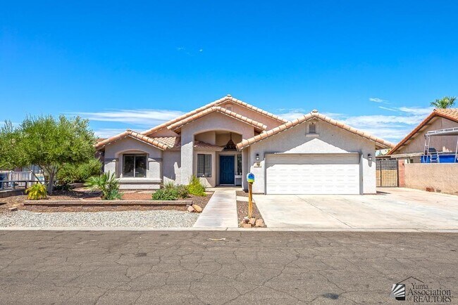 Primary Photo - 10772 S Ave Primavera