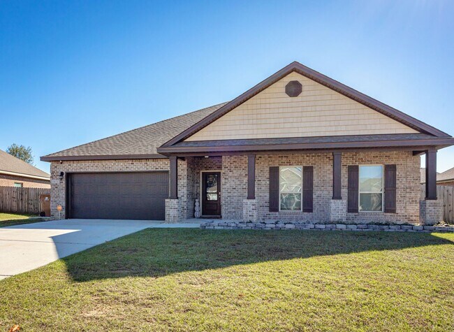 Building Photo - Beautiful 4 Bedroom 3 Bath Home!