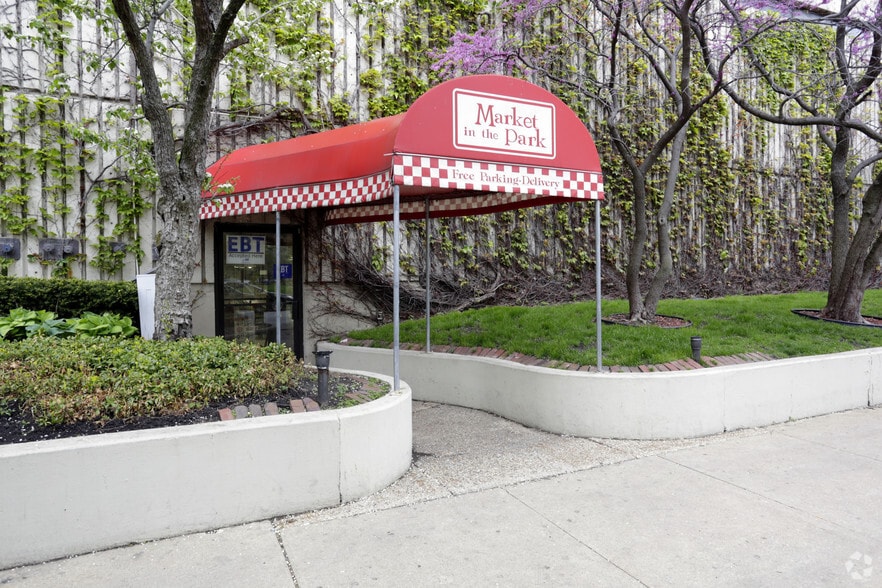 Maket in the Park - Regents Park