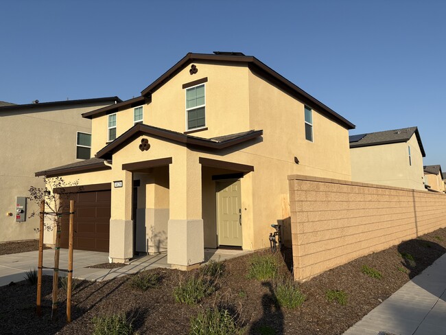 Building Photo - 4026 N Brent Ave