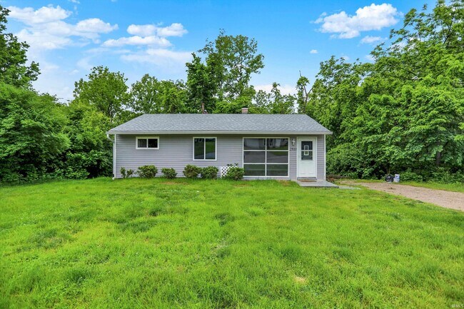 Primary Photo - 2810 Limestone Dr