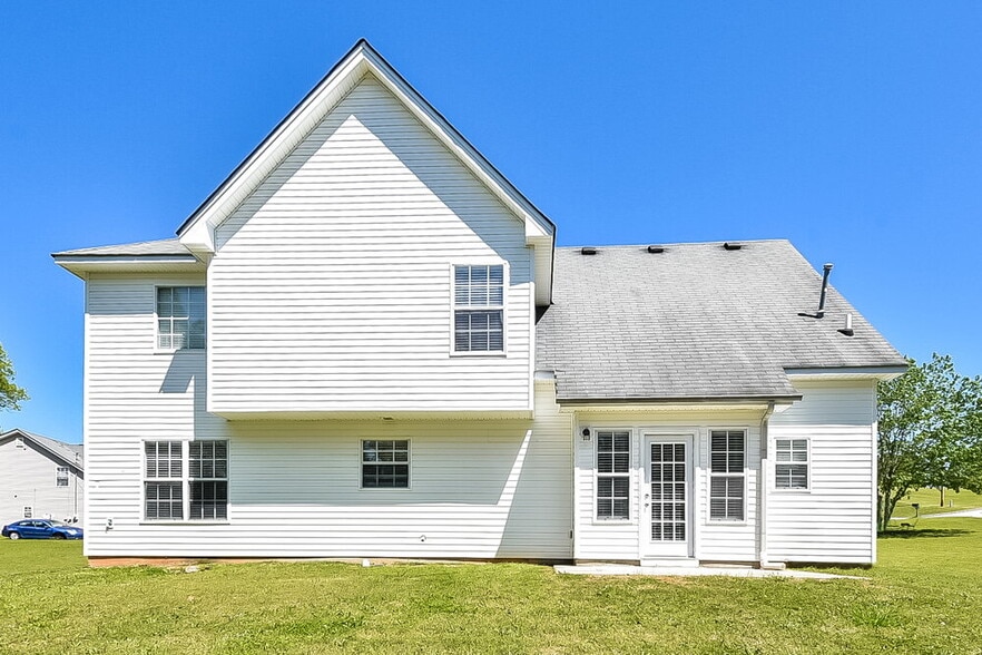 Building Photo - 512 Tori Ct