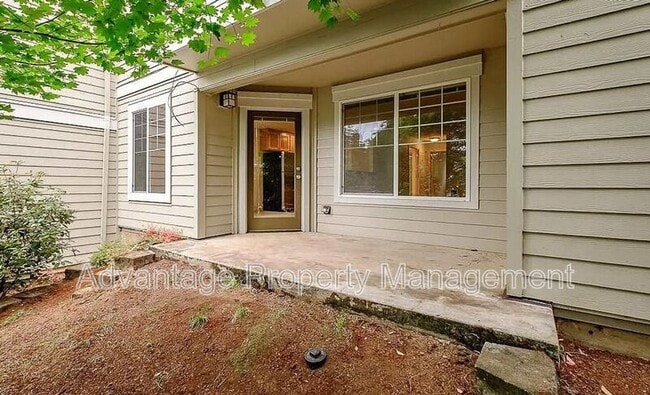 Building Photo - 6298 SW Grand Oaks Dr