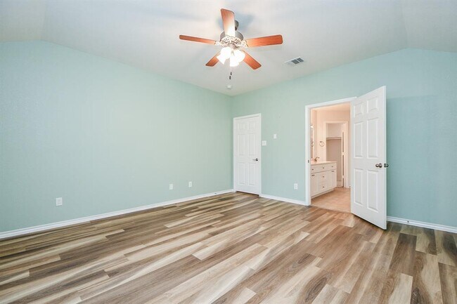 Building Photo - 21126 N Yellow Bud Ct