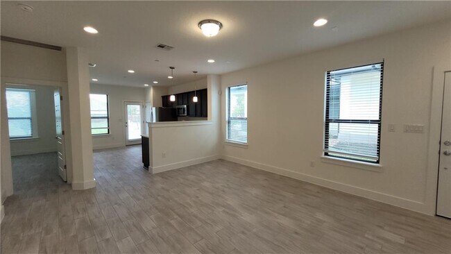 Building Photo - 12320 Maypole Bend