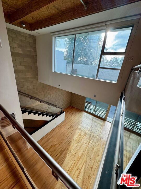 Building Photo - 717 Highland Ave