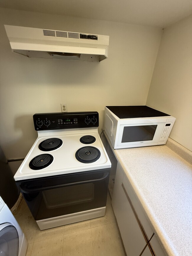 Building Photo - 7315 151st Ave NE