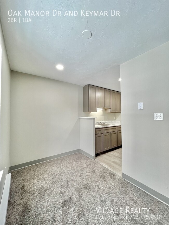 Building Photo - 232 Oak Manor Dr