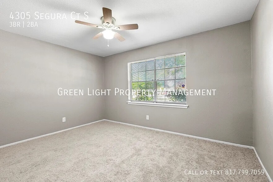 Building Photo - Room in Duplex on Segura Ct S
