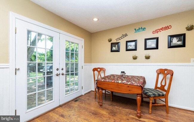 Building Photo - 609 Wingleaf Ct