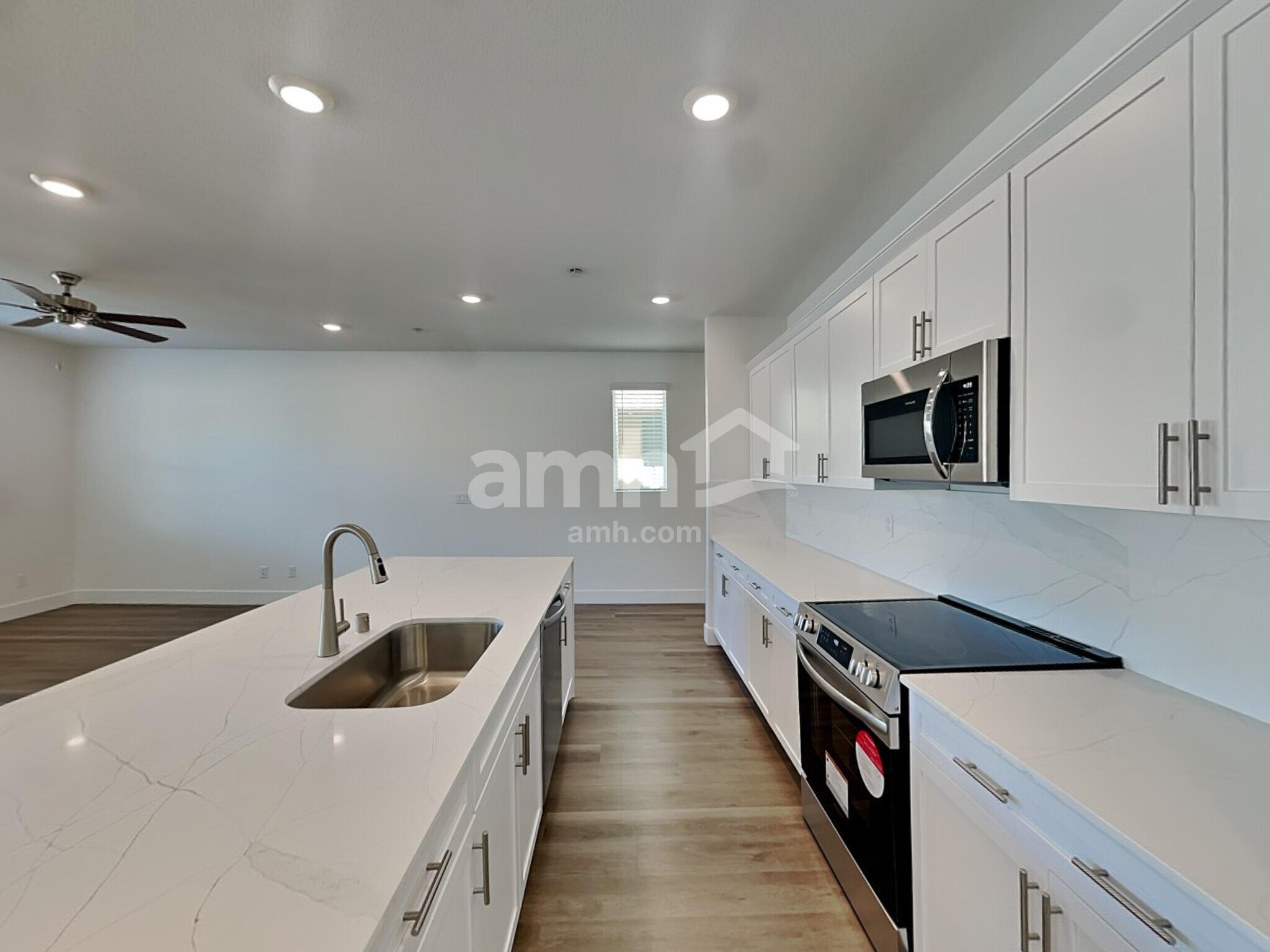 Building Photo - 9573 E Harkes Dr