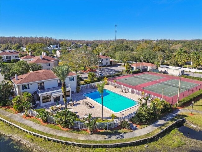 Building Photo - 10375 Carrollwood Ln