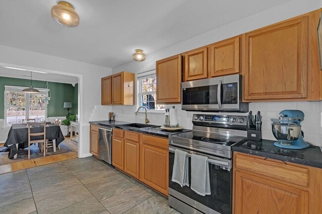 Building Photo - Call Sabrina Thomas for more information at 757-767-0767