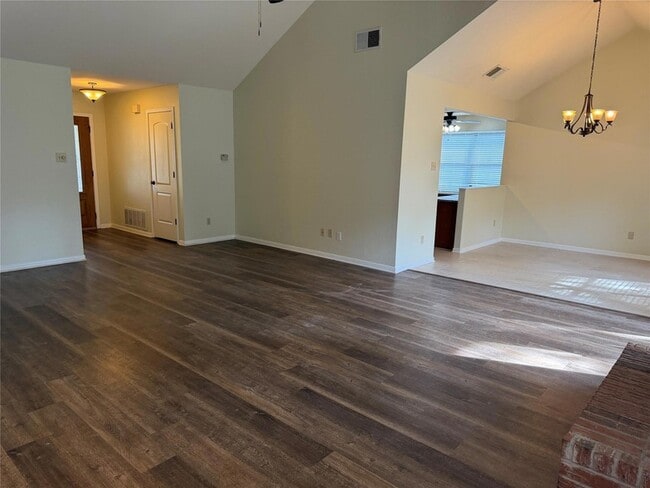 Building Photo - 11810 Rain Forest Cove