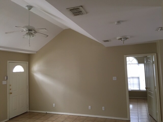 Building Photo - 2607 Cervantes Ave