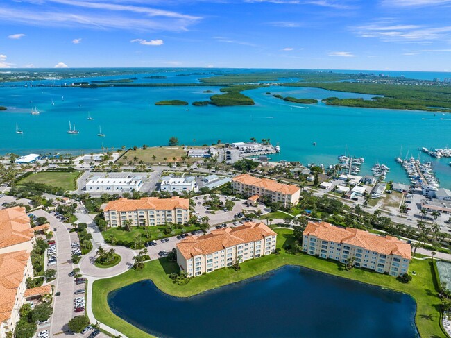 Building Photo - 1 Harbour Isle Dr E