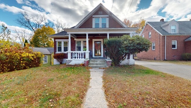 Primary Photo - 217 Tower Ave