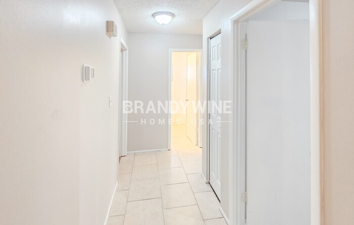 Building Photo - 28305 International Dr