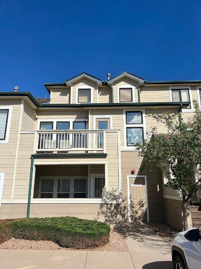 Building Photo - 8707 E Florida Ave