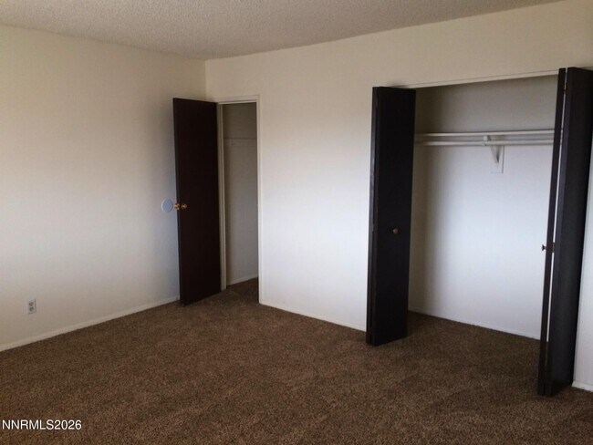 Building Photo - 3281 Gypsum Rd