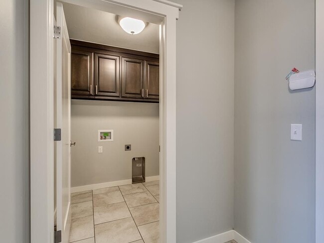 Building Photo - 10016 NW 97th St